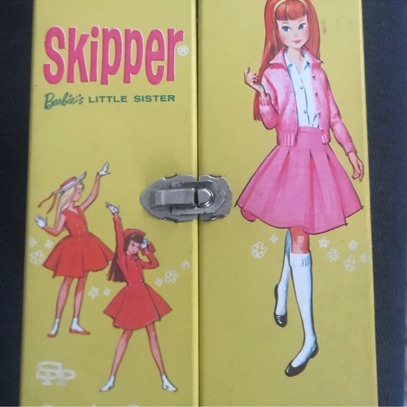 VTG 1964 Skipper Barbie’s Little Sister Doll Tan Carrying Case Mattel W/… - Picture 1 of 11